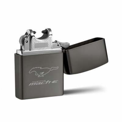  Ford Mustang Mach-E öngyújtó